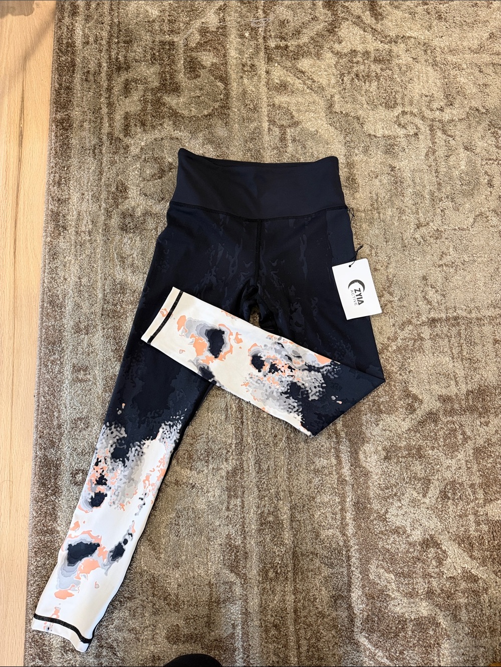 Zyia active leggings